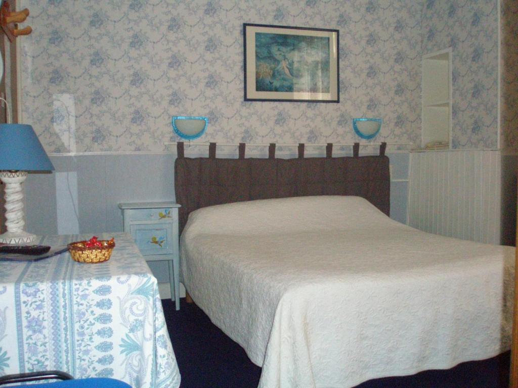 Hotel Des Alpes Brides-les-Bains Δωμάτιο φωτογραφία